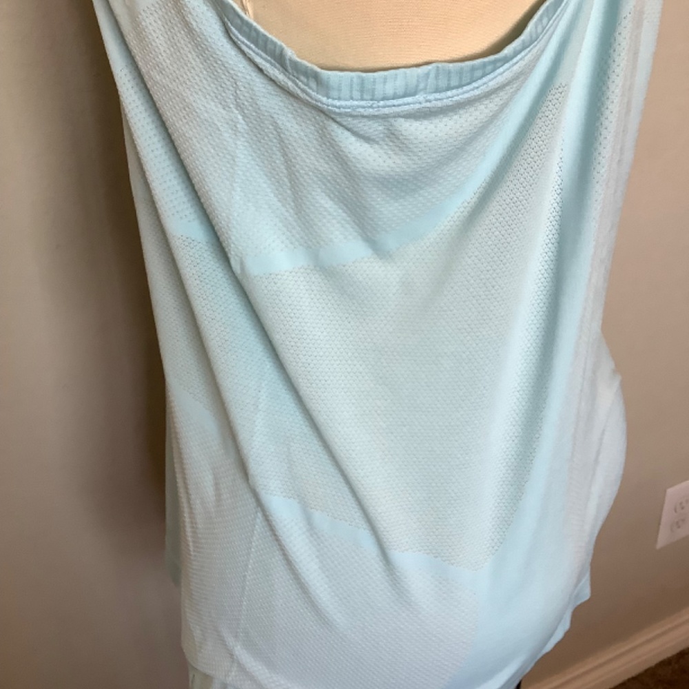 Lt blue racer back top (XL) - Picture 4 of 4